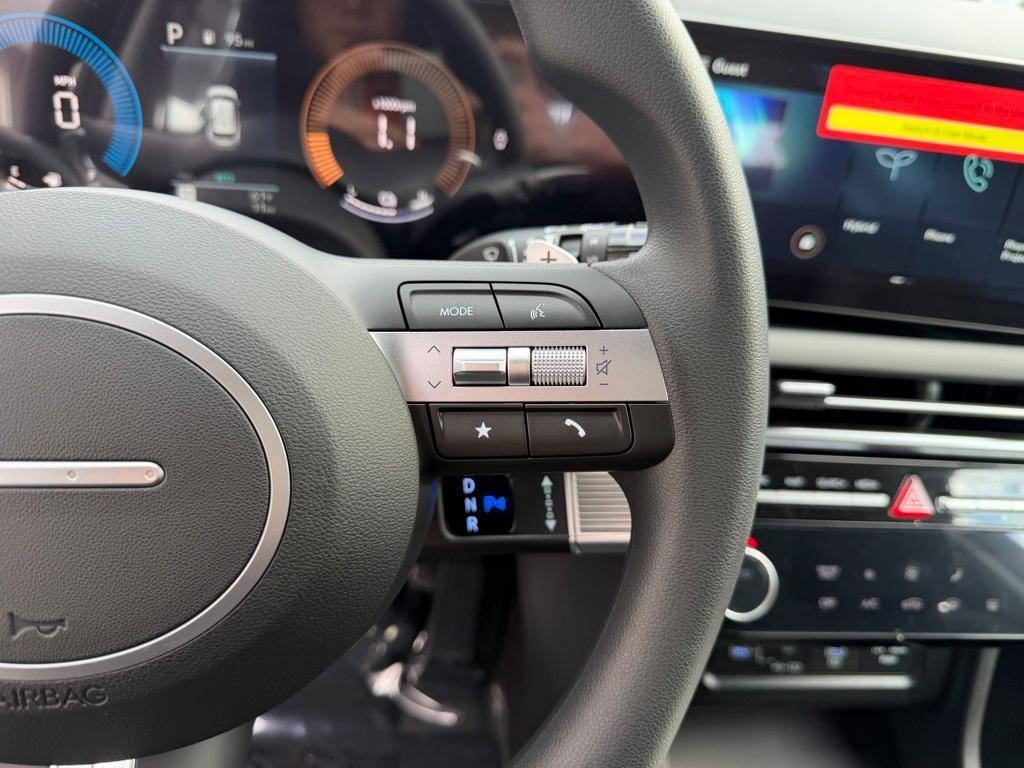 new 2026 Hyundai TUCSON Hybrid car, priced at $33,929