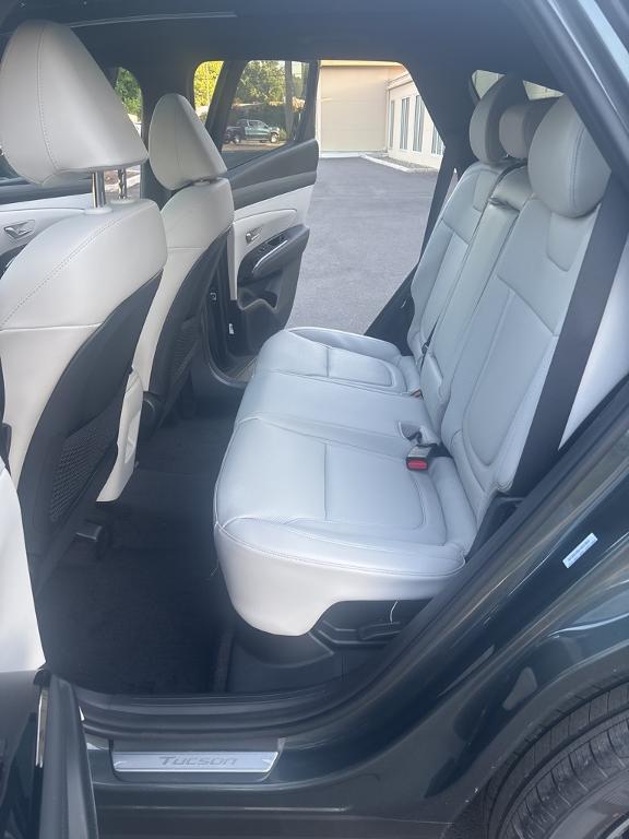 new 2025 Hyundai TUCSON Hybrid car, priced at $42,040