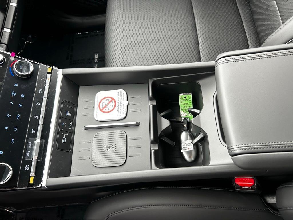new 2025 Hyundai Santa Fe car, priced at $39,984