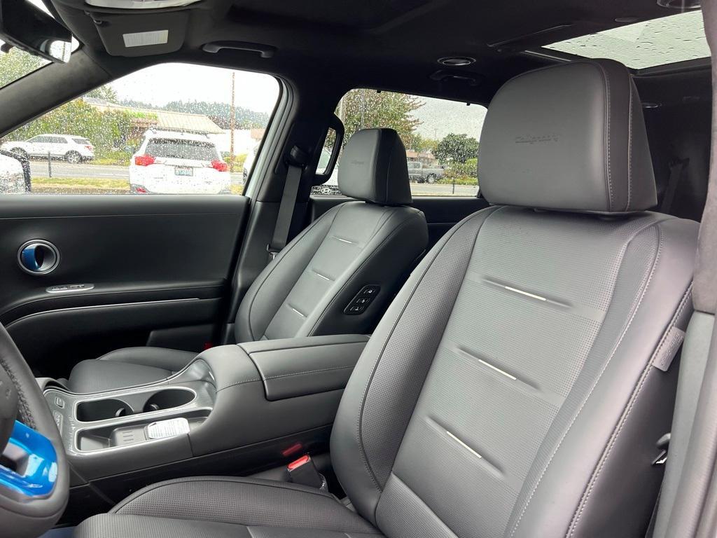 new 2026 Hyundai Palisade Hybrid car, priced at $60,178