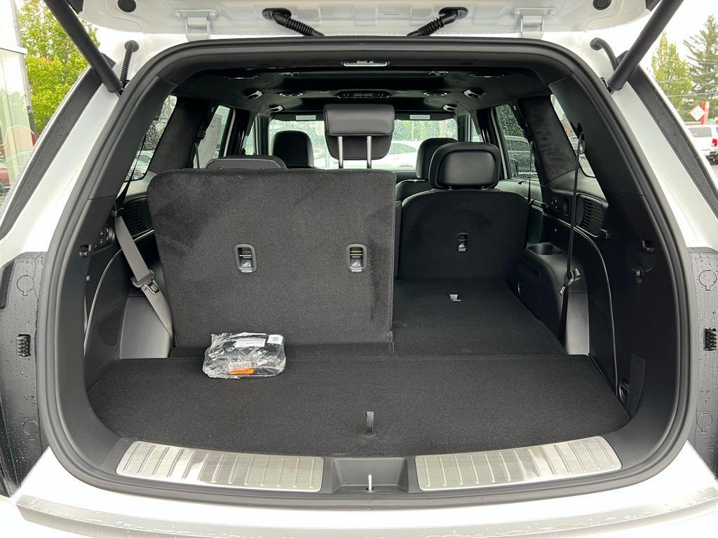 new 2026 Hyundai Palisade Hybrid car, priced at $60,178