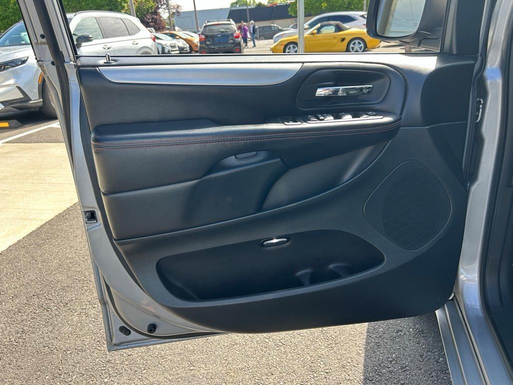 used 2016 Dodge Grand Caravan car, priced at $8,873