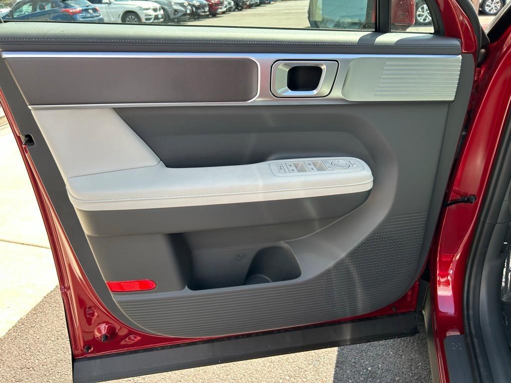 new 2025 Hyundai SANTA FE HEV car, priced at $35,879
