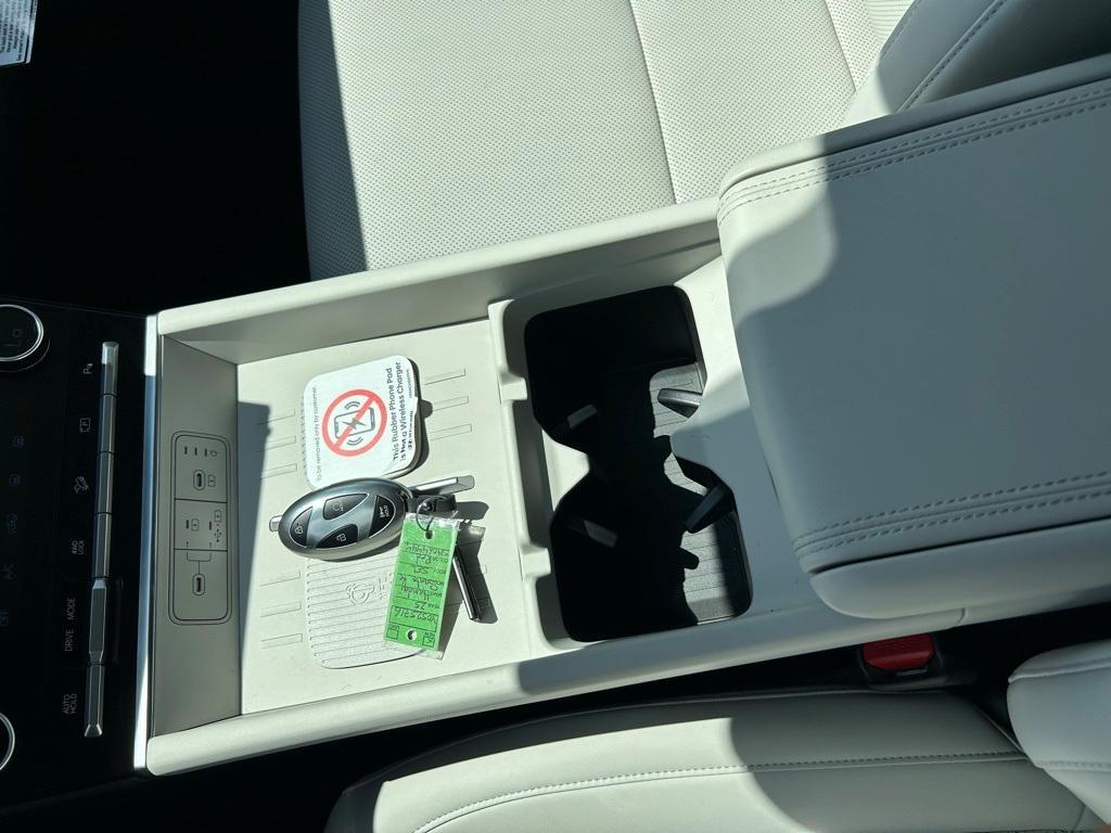 new 2025 Hyundai SANTA FE HEV car, priced at $35,879