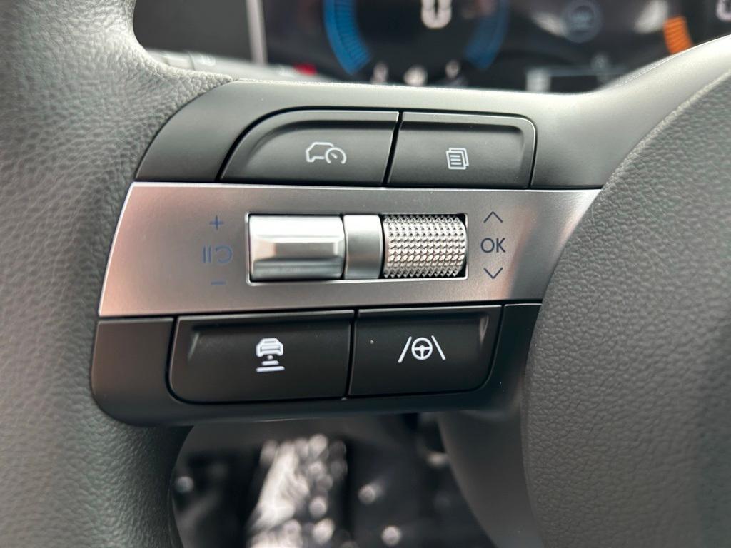 new 2025 Hyundai Tucson car, priced at $30,490