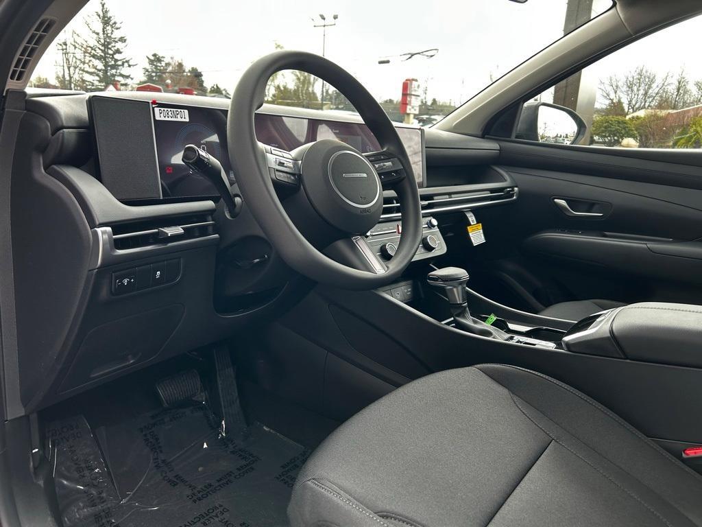 new 2025 Hyundai Tucson car, priced at $30,490