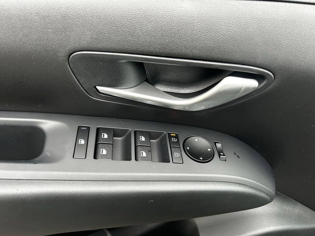 new 2025 Hyundai Tucson car, priced at $30,490