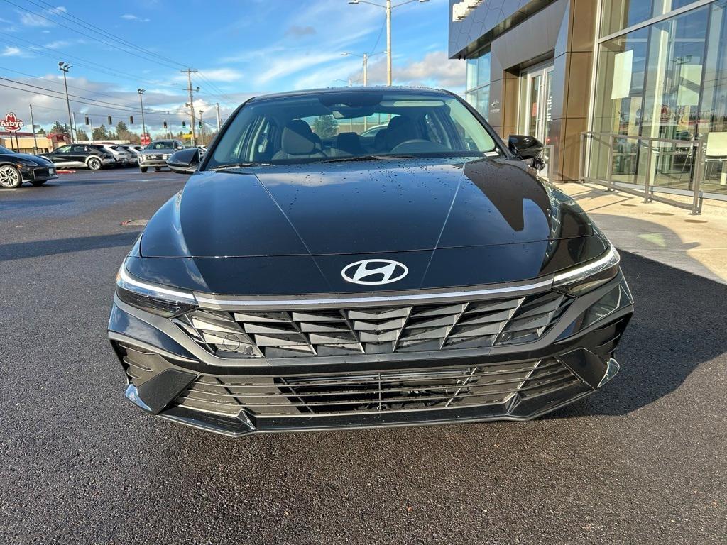 new 2025 Hyundai Elantra car, priced at $21,871