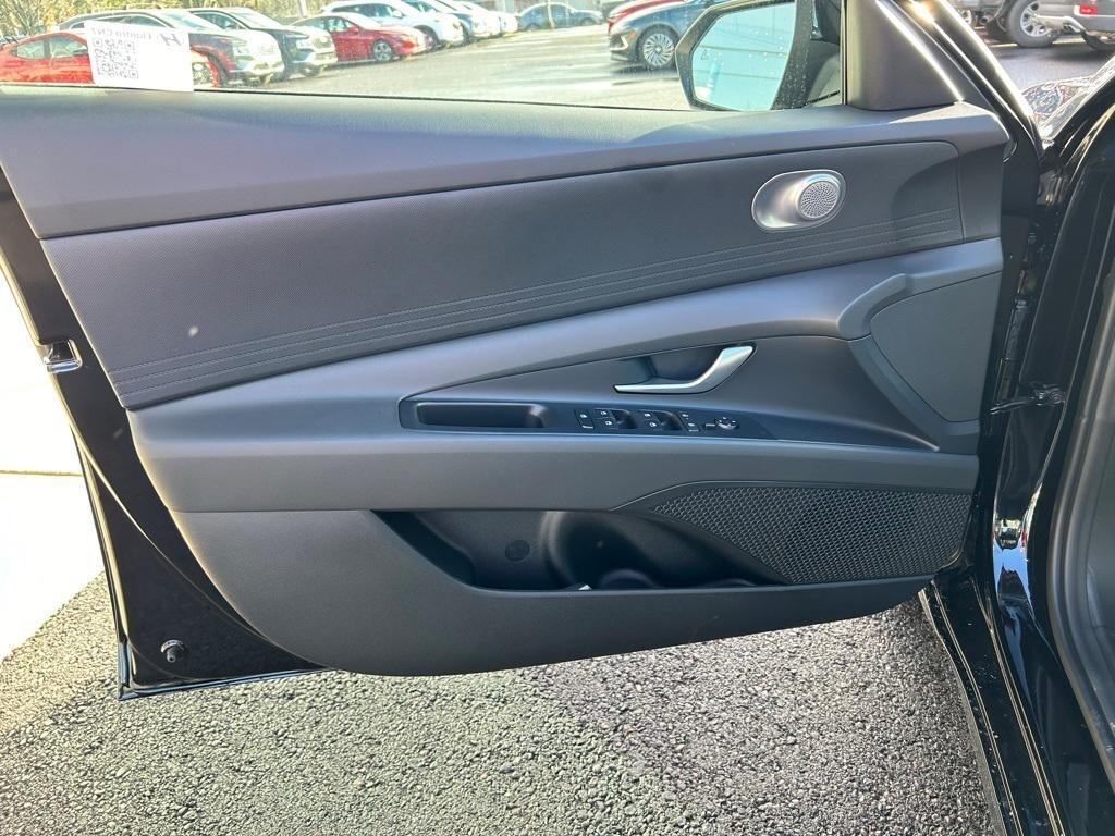 new 2025 Hyundai Elantra car, priced at $21,871