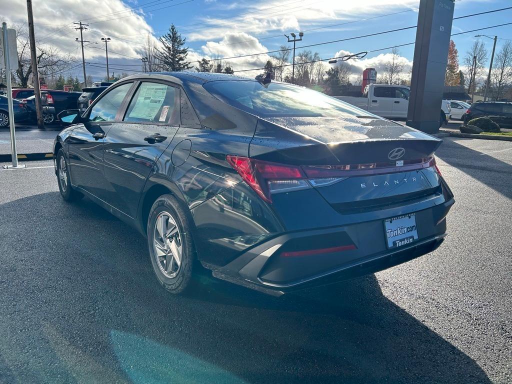 new 2025 Hyundai Elantra car, priced at $21,871