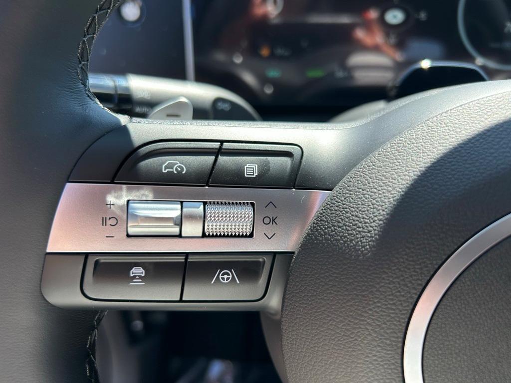 new 2025 Hyundai TUCSON Hybrid car, priced at $42,310