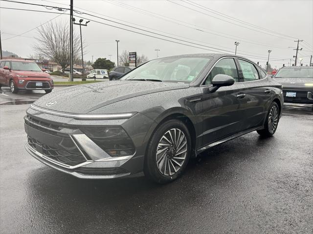 new 2025 Hyundai Sonata Hybrid car, priced at $32,720