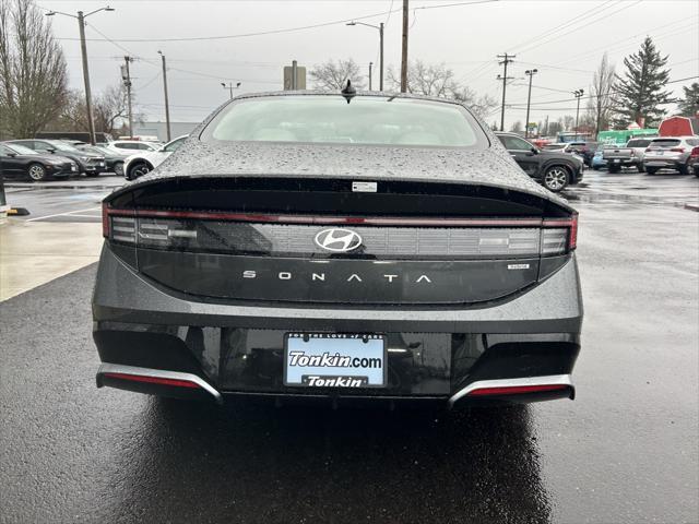 new 2025 Hyundai Sonata Hybrid car, priced at $32,720