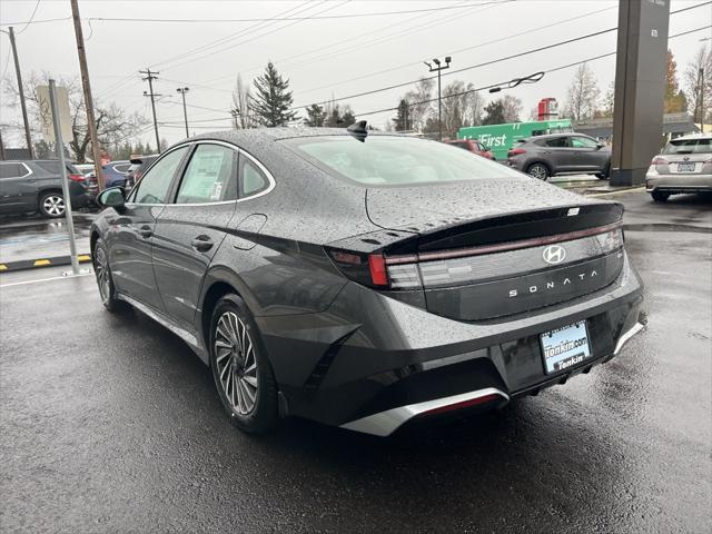 new 2025 Hyundai Sonata Hybrid car, priced at $32,720