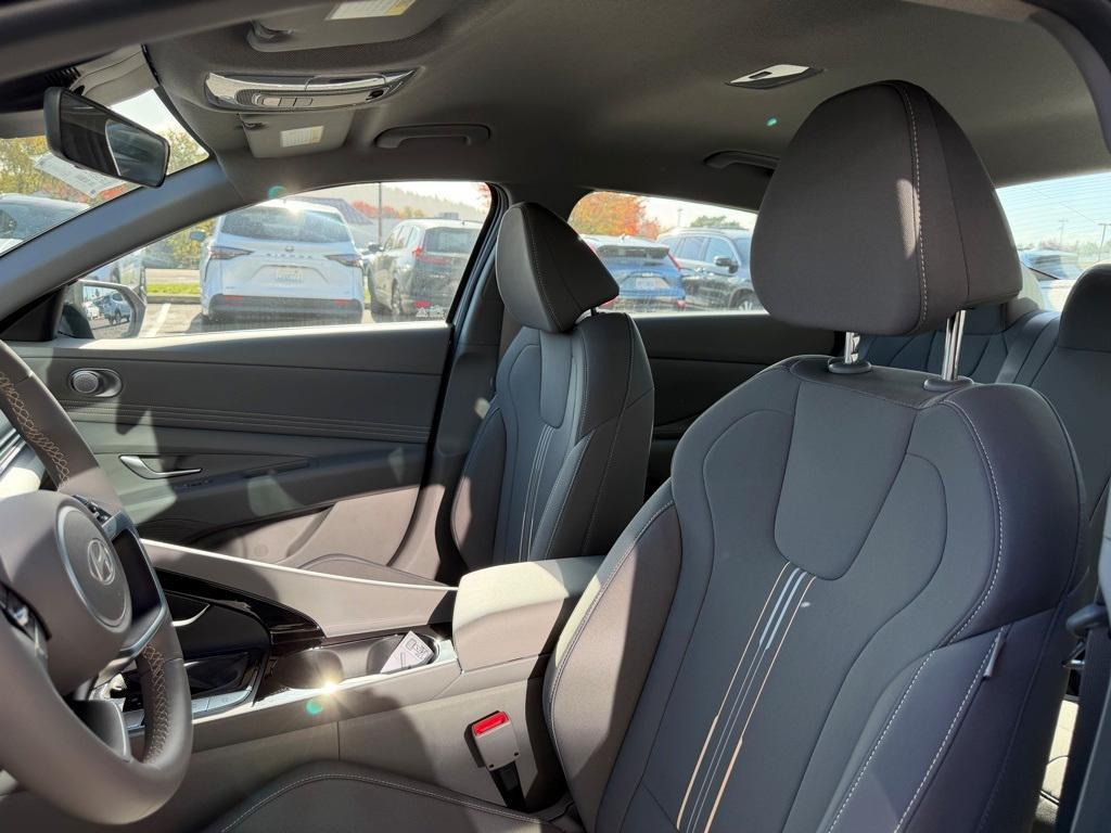 new 2026 Hyundai ELANTRA HEV car, priced at $29,552