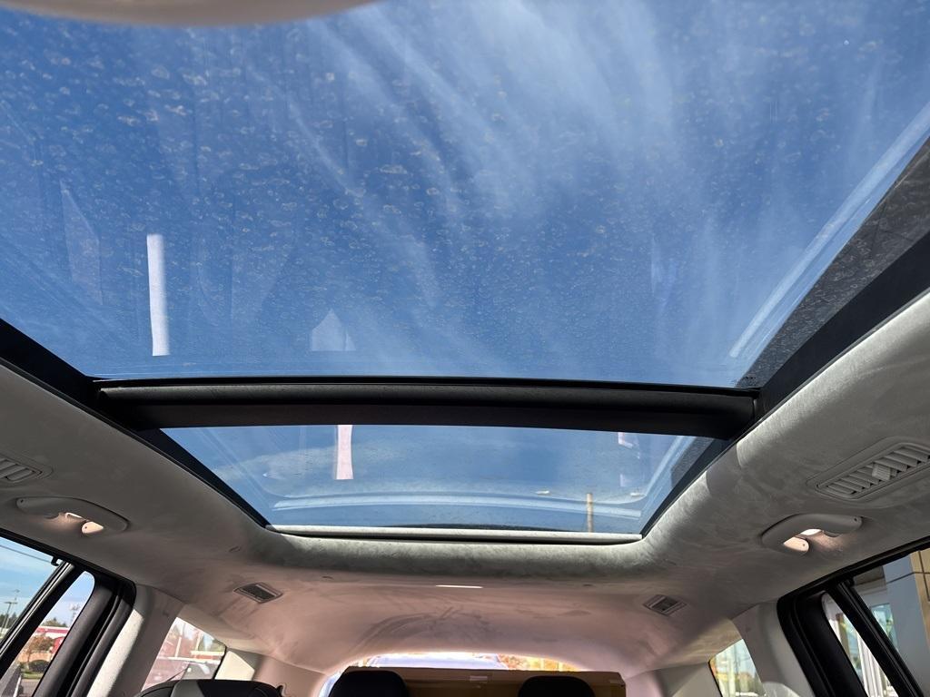 new 2026 Hyundai IONIQ 9 car, priced at $77,455