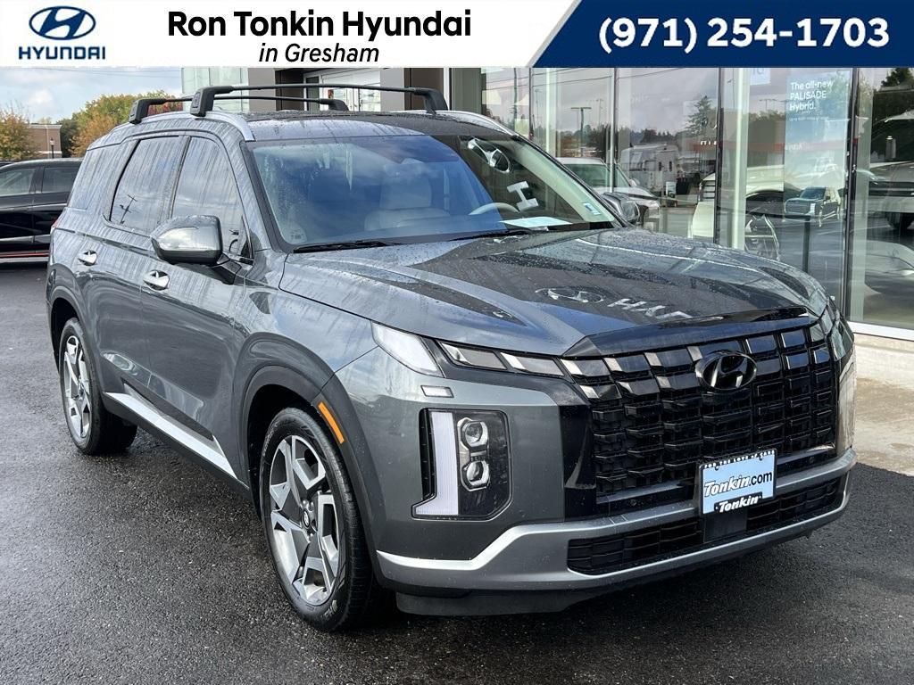 used 2024 Hyundai Palisade car, priced at $39,997