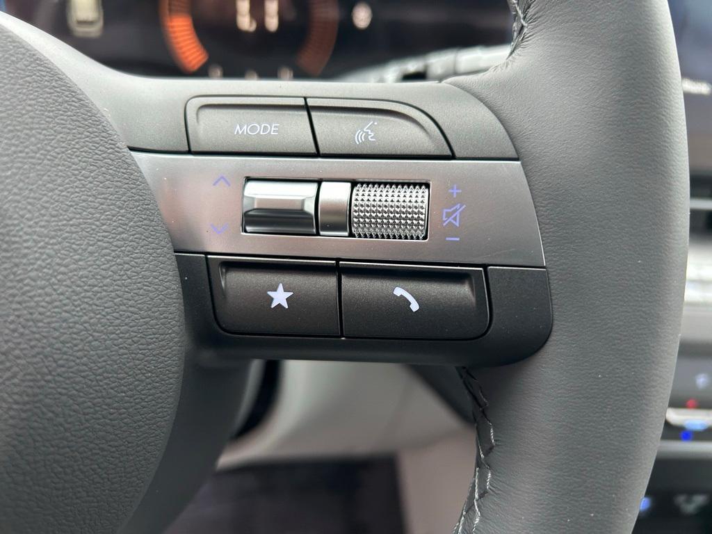new 2025 Hyundai Kona car, priced at $25,584