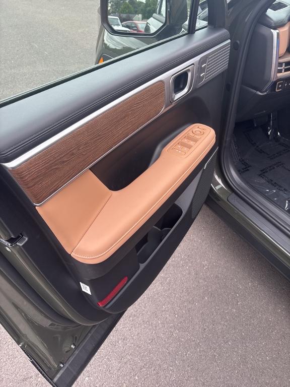 new 2025 Hyundai SANTA FE HEV car, priced at $46,744