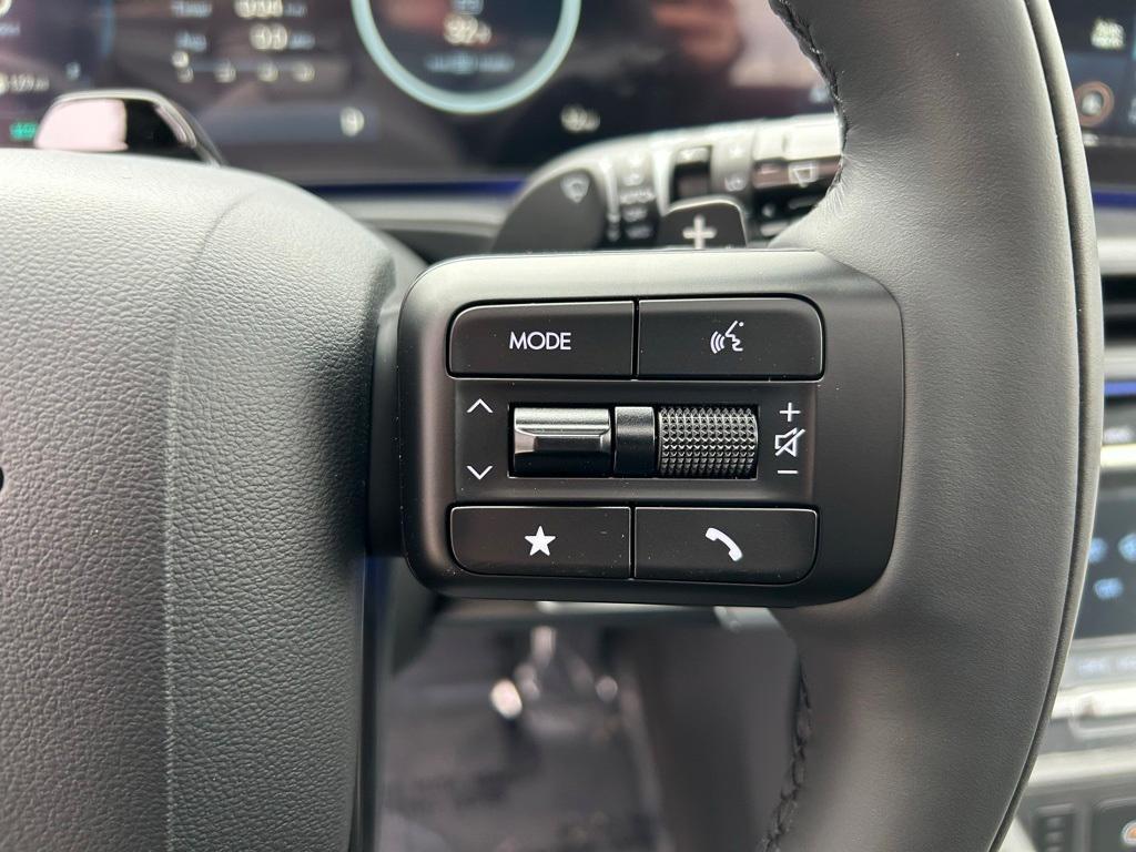 new 2025 Hyundai SANTA FE HEV car, priced at $50,504