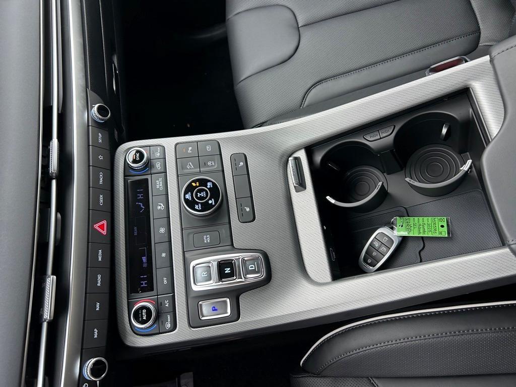 new 2025 Hyundai Palisade car, priced at $41,236