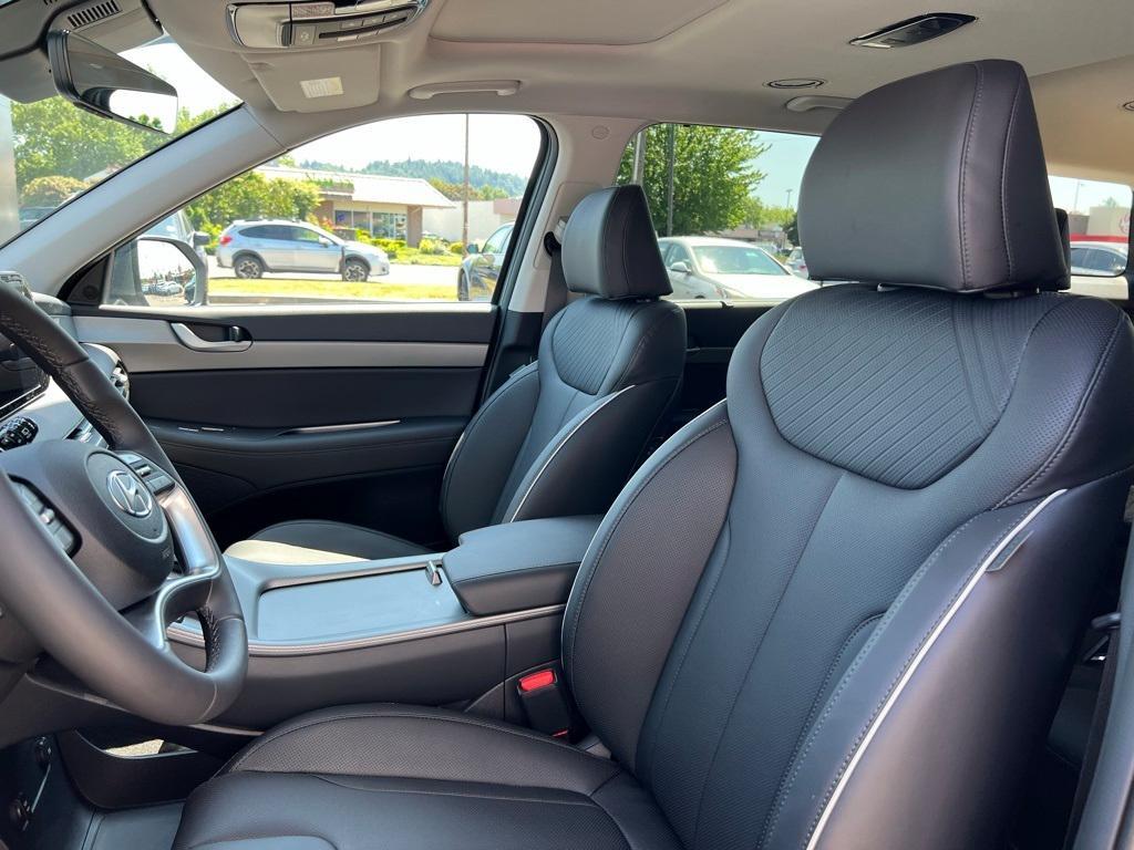 new 2025 Hyundai Palisade car, priced at $47,890