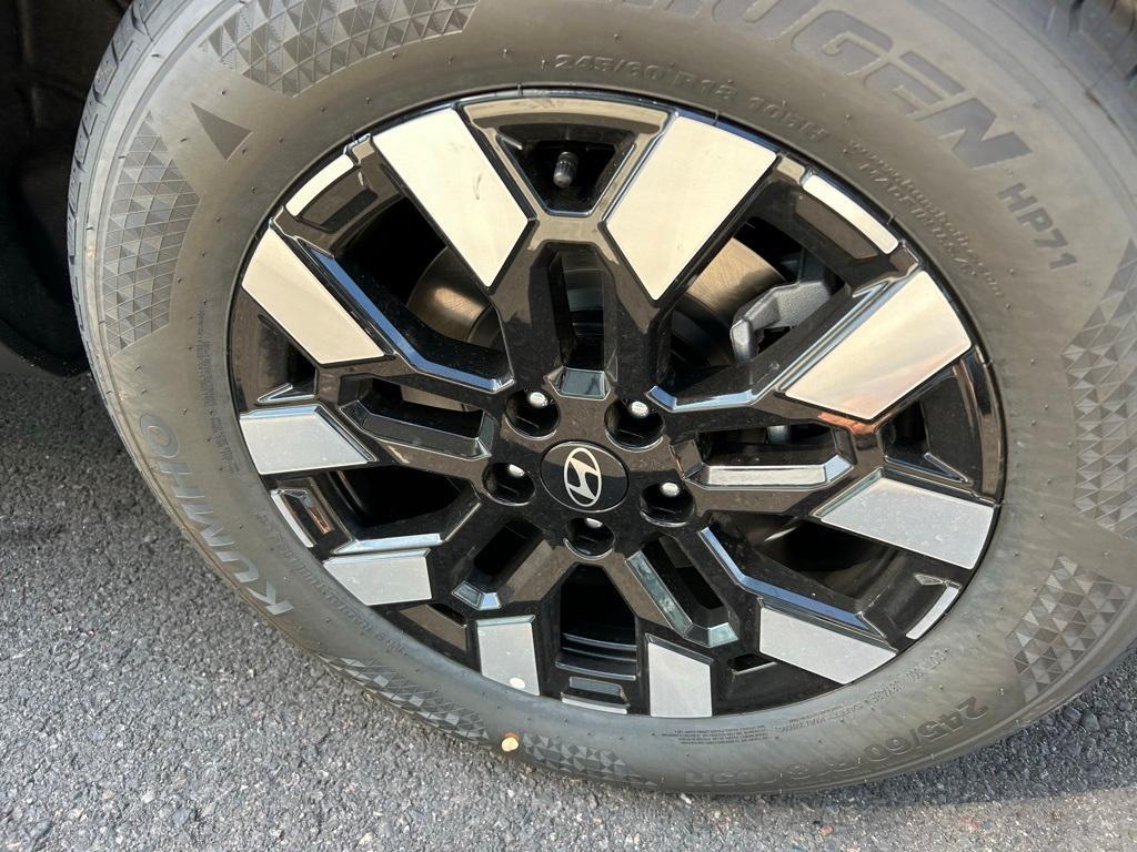 new 2025 Hyundai SANTA CRUZ car, priced at $37,205