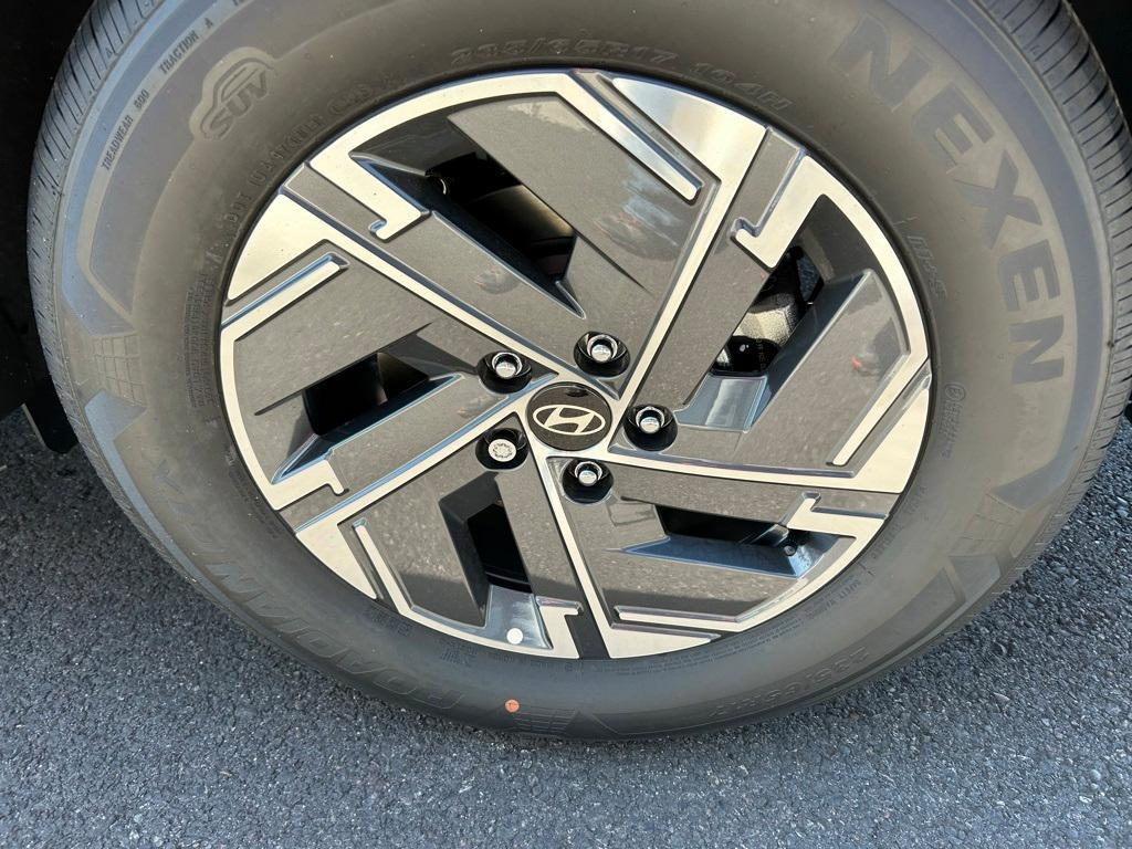 new 2025 Hyundai TUCSON Hybrid car, priced at $34,225