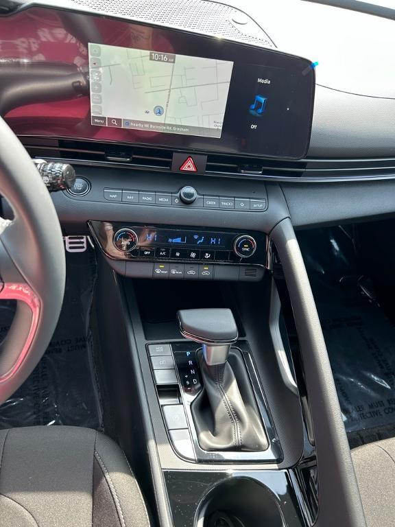 new 2025 Hyundai ELANTRA HEV car, priced at $28,185