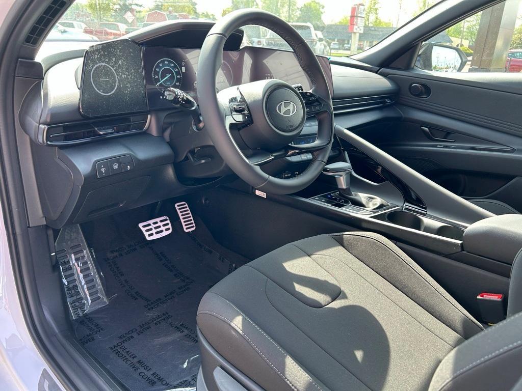 new 2025 Hyundai ELANTRA HEV car, priced at $28,185
