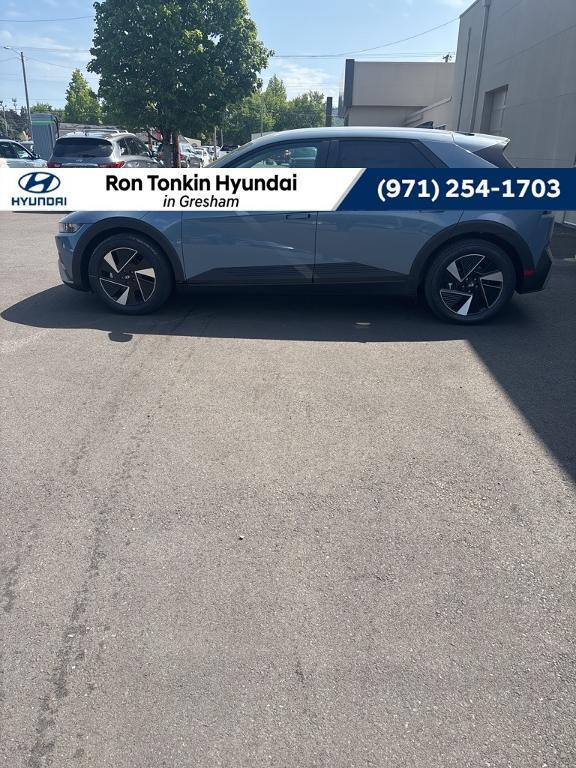 new 2025 Hyundai IONIQ 5 car, priced at $52,452