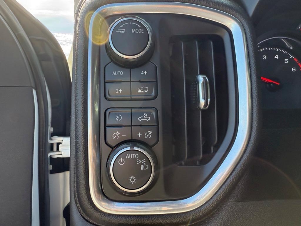used 2021 Chevrolet Silverado 1500 car, priced at $38,980