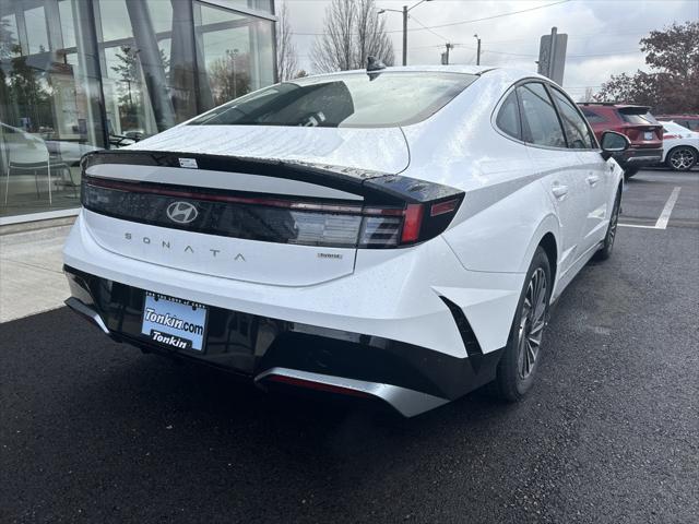 new 2025 Hyundai Sonata Hybrid car, priced at $32,150