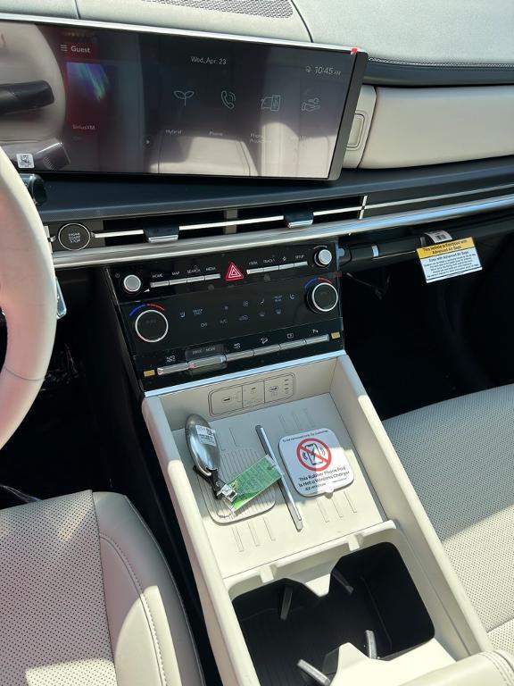new 2025 Hyundai SANTA FE HEV car, priced at $39,075