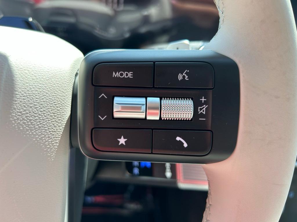 new 2025 Hyundai SANTA FE HEV car, priced at $39,075
