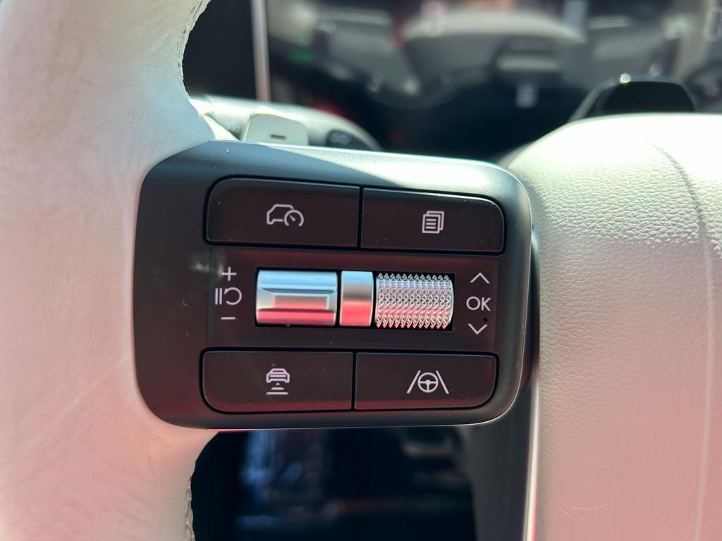 new 2025 Hyundai SANTA FE HEV car, priced at $39,075