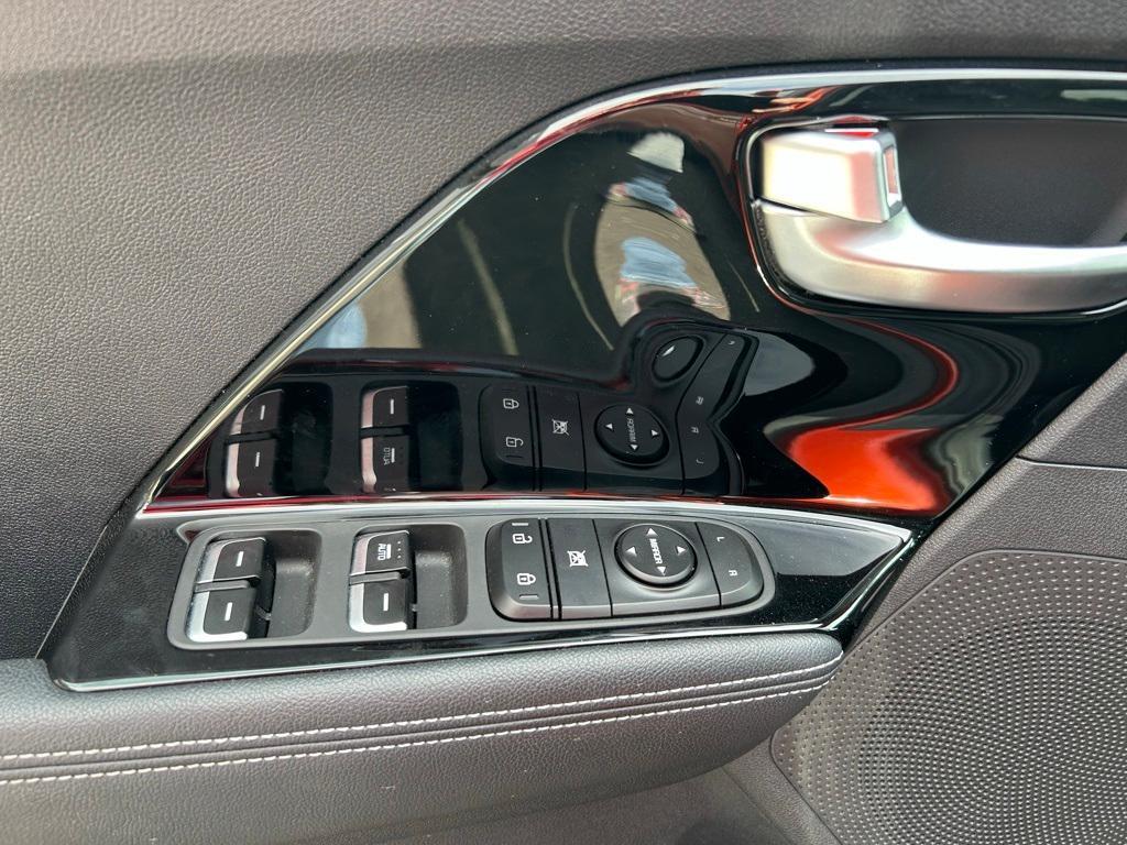 used 2022 Kia Niro car, priced at $23,698
