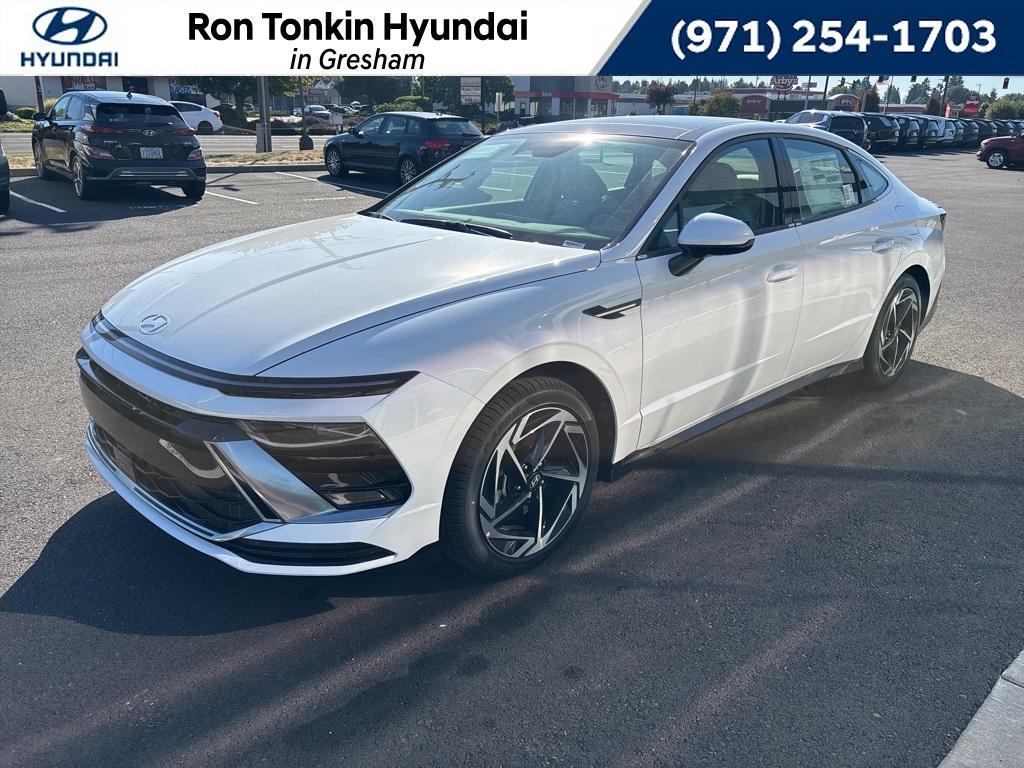 new 2025 Hyundai Sonata car, priced at $32,120