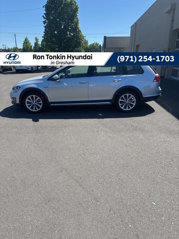 used 2017 Volkswagen Golf Alltrack car, priced at $17,890