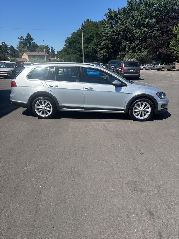 used 2017 Volkswagen Golf Alltrack car, priced at $17,890