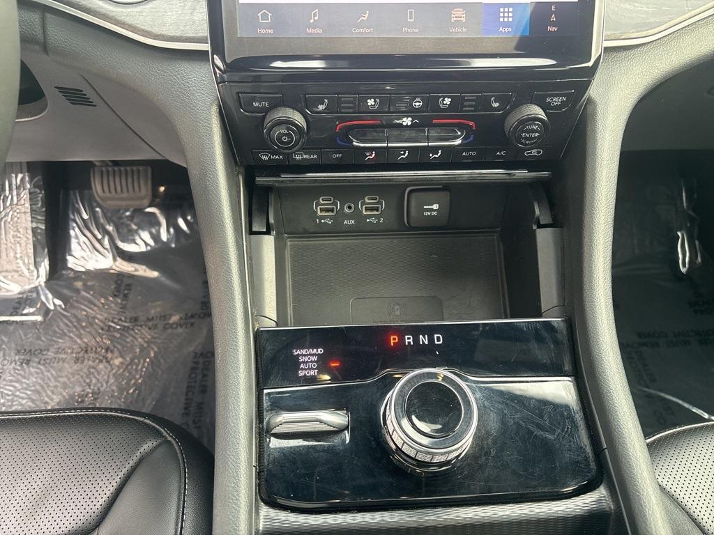 used 2024 Jeep Grand Cherokee L car, priced at $31,777