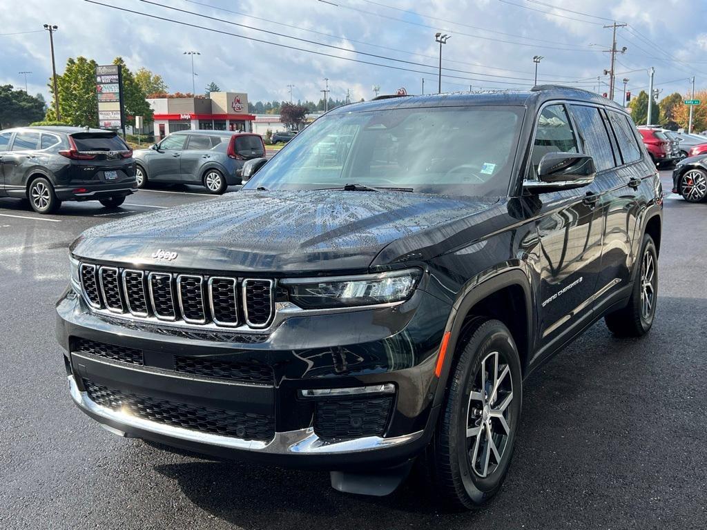 used 2024 Jeep Grand Cherokee L car, priced at $31,777