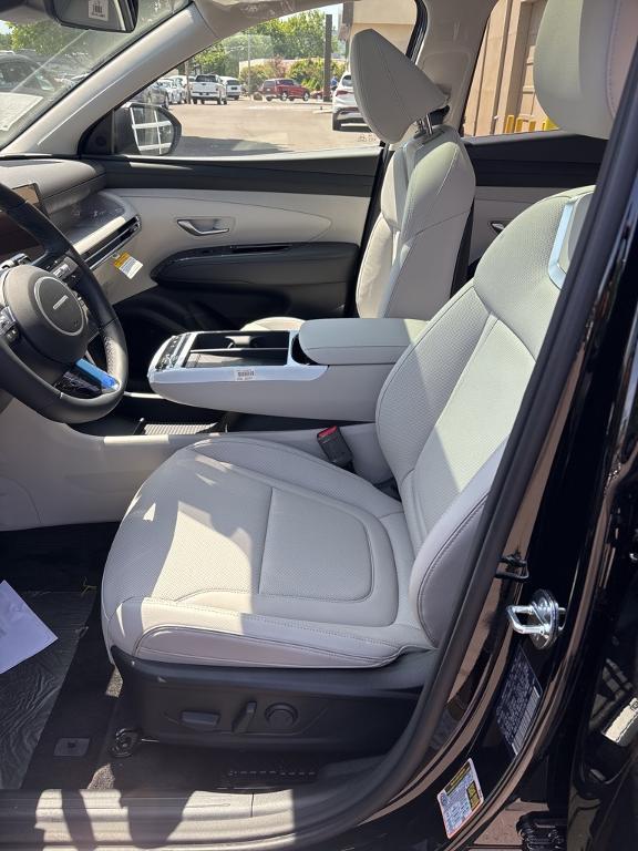 new 2025 Hyundai TUCSON Hybrid car, priced at $42,090