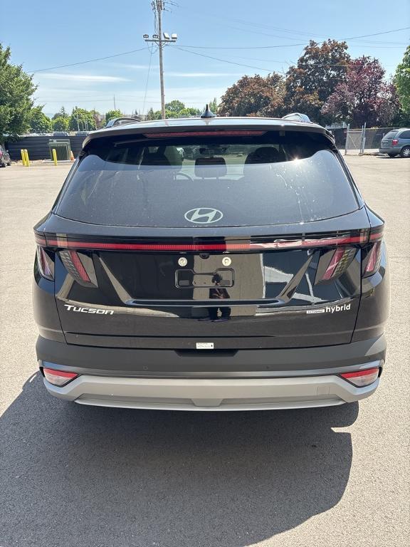 new 2025 Hyundai TUCSON Hybrid car, priced at $42,090