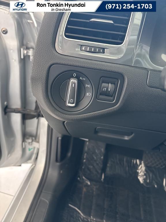 used 2016 Volkswagen e-Golf car, priced at $14,948