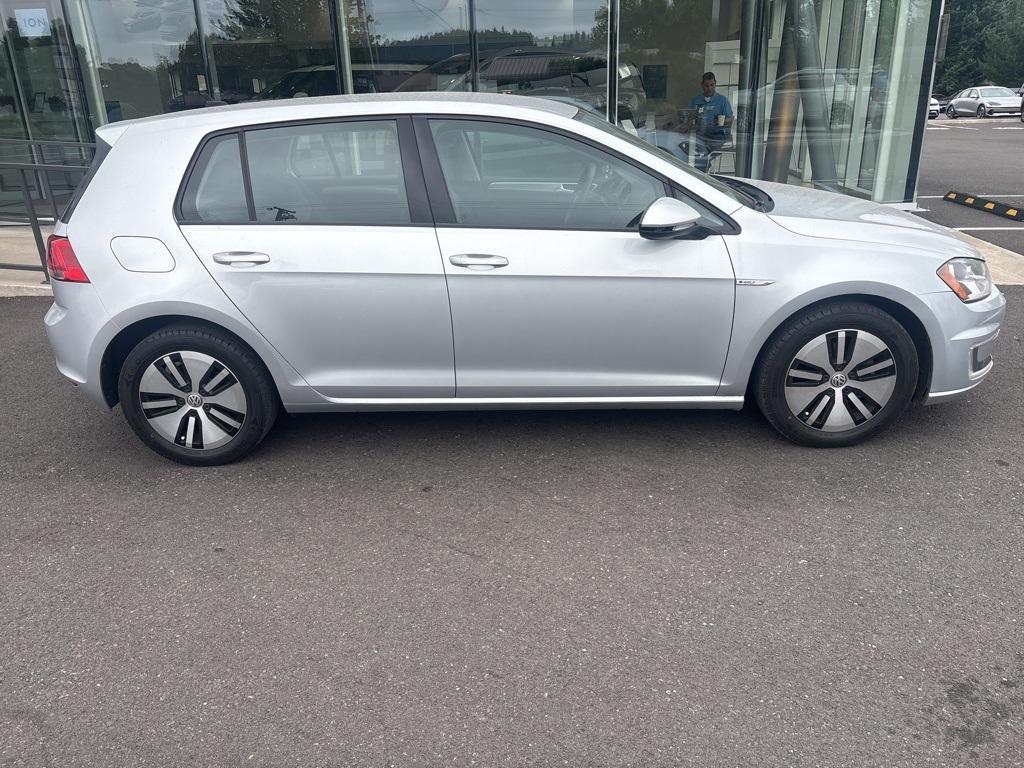 used 2016 Volkswagen e-Golf car, priced at $13,990