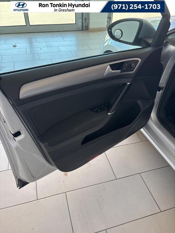 used 2016 Volkswagen e-Golf car, priced at $14,948