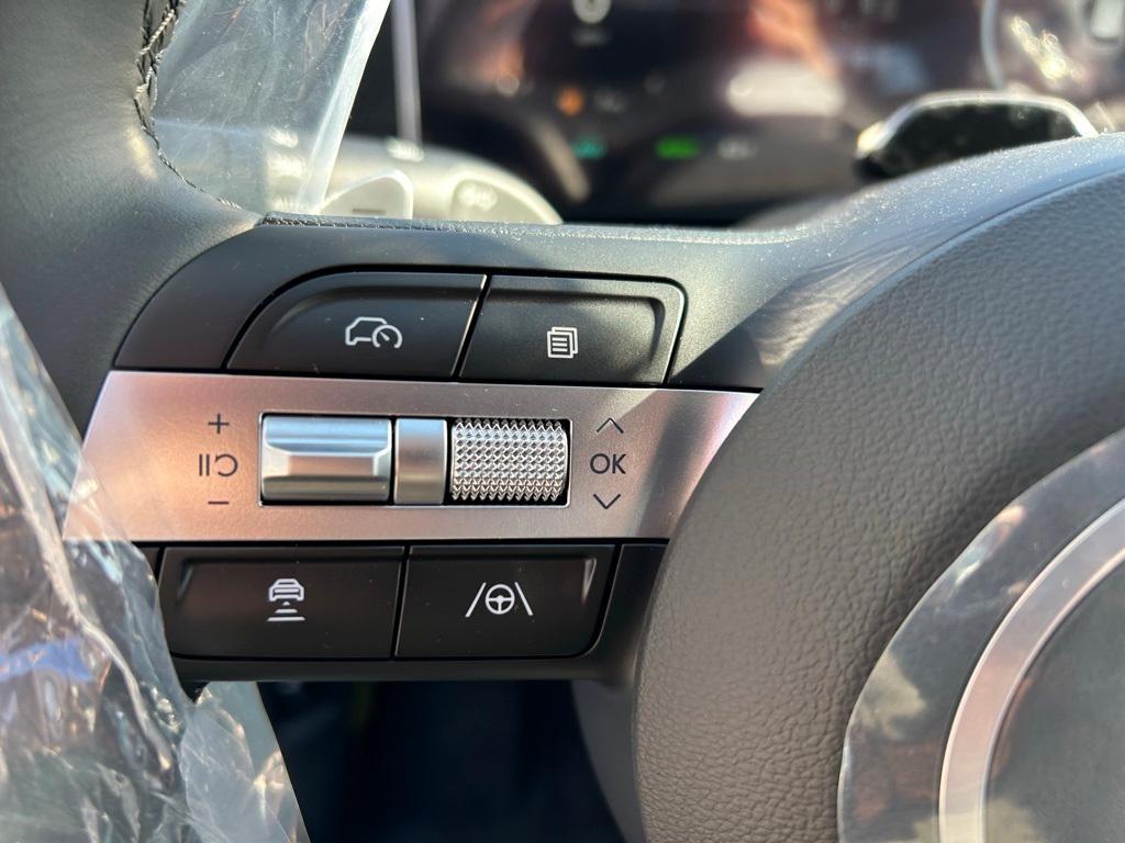 new 2025 Hyundai TUCSON Hybrid car, priced at $36,942