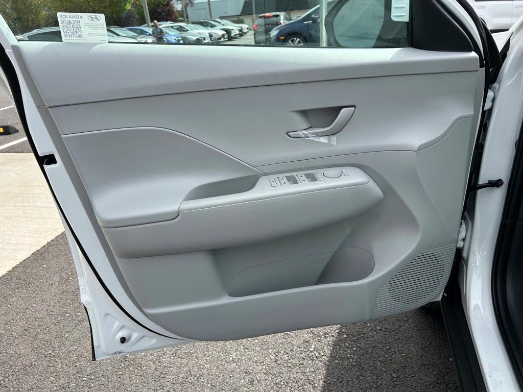 new 2025 Hyundai Kona car, priced at $27,560