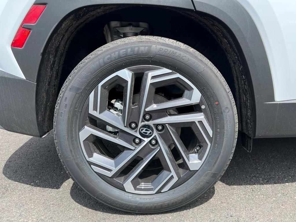new 2025 Hyundai TUCSON Hybrid car, priced at $42,620